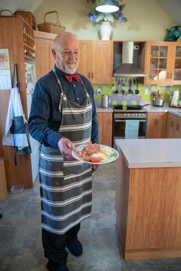 Alpine Rock B&B Te Anau Zewnętrze zdjęcie