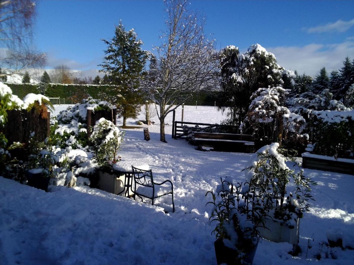 Alpine Rock B&B Te Anau Zewnętrze zdjęcie