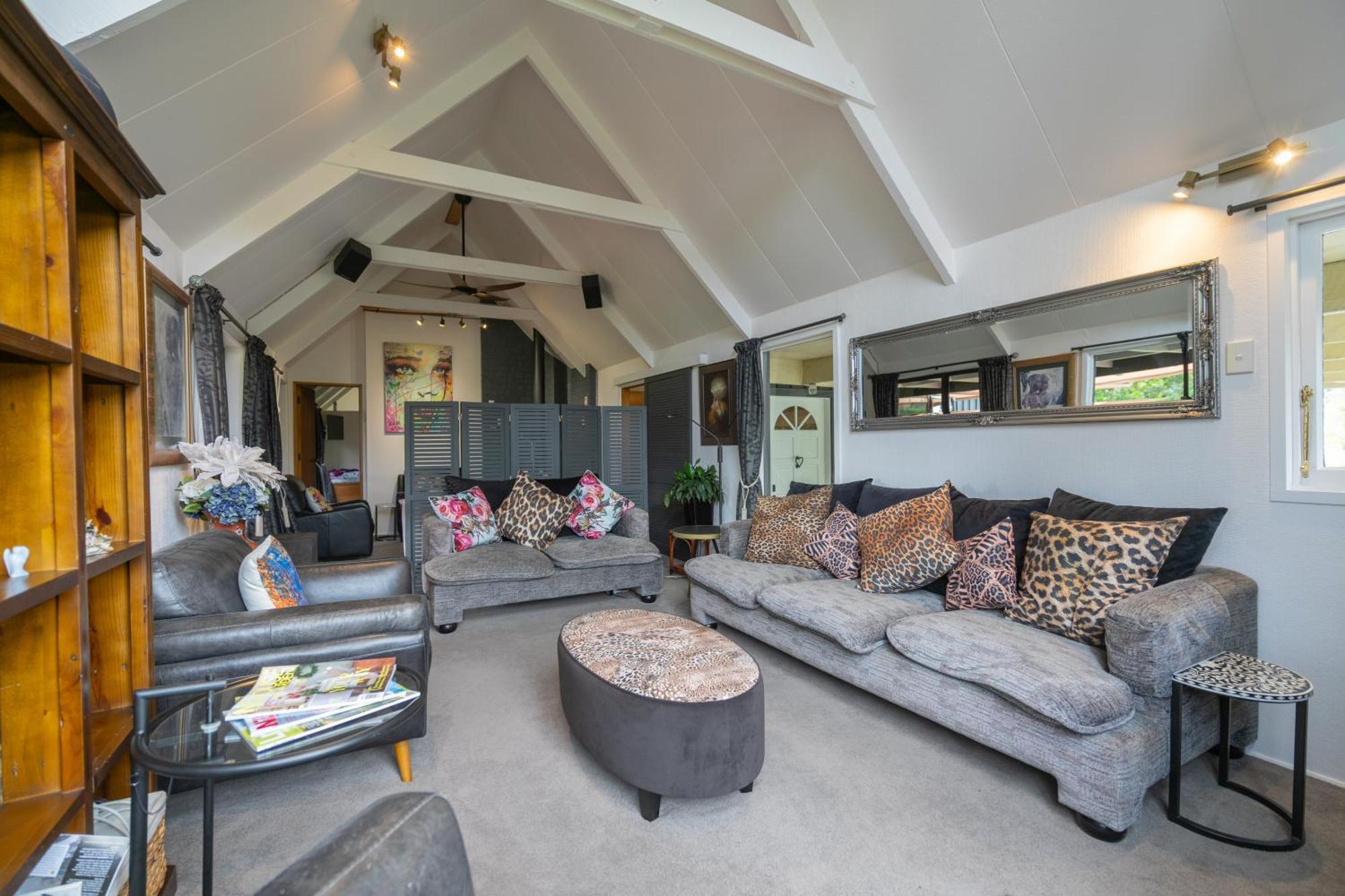 Alpine Rock B&B Te Anau Zewnętrze zdjęcie