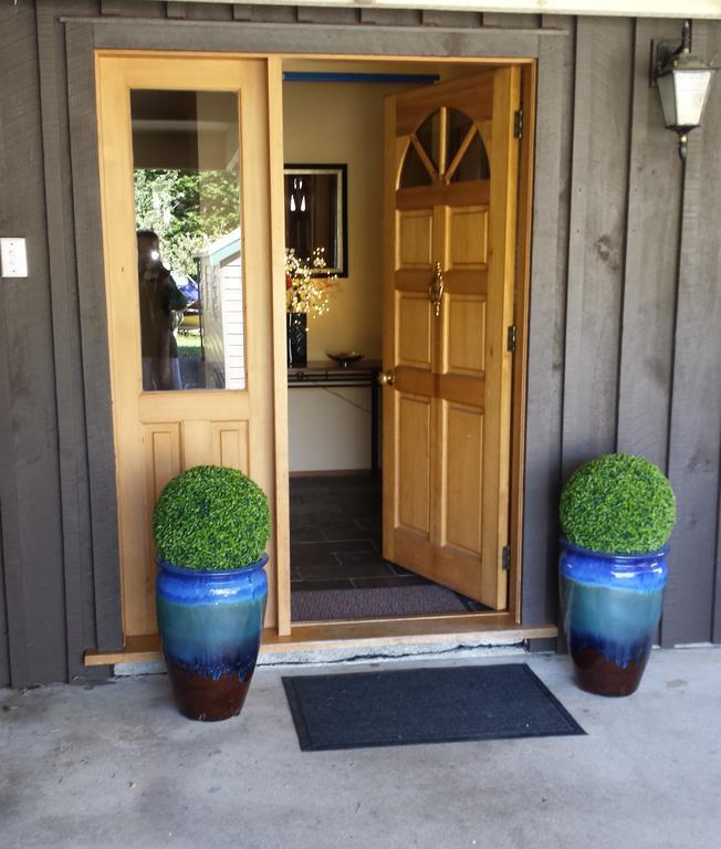 Alpine Rock B&B Te Anau Zewnętrze zdjęcie